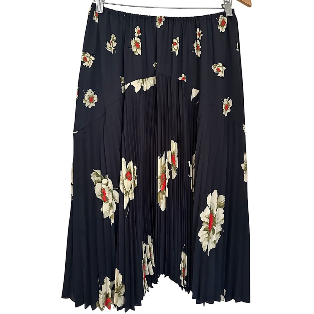 Vince Gardenia Floral Pleated Skirt Women’s Size S Navy Blue Sheer
